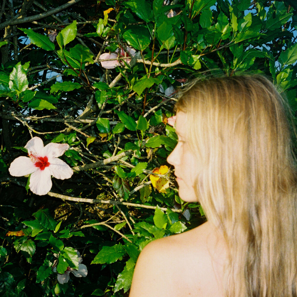 Alice Phoebe Lou – Oblivion